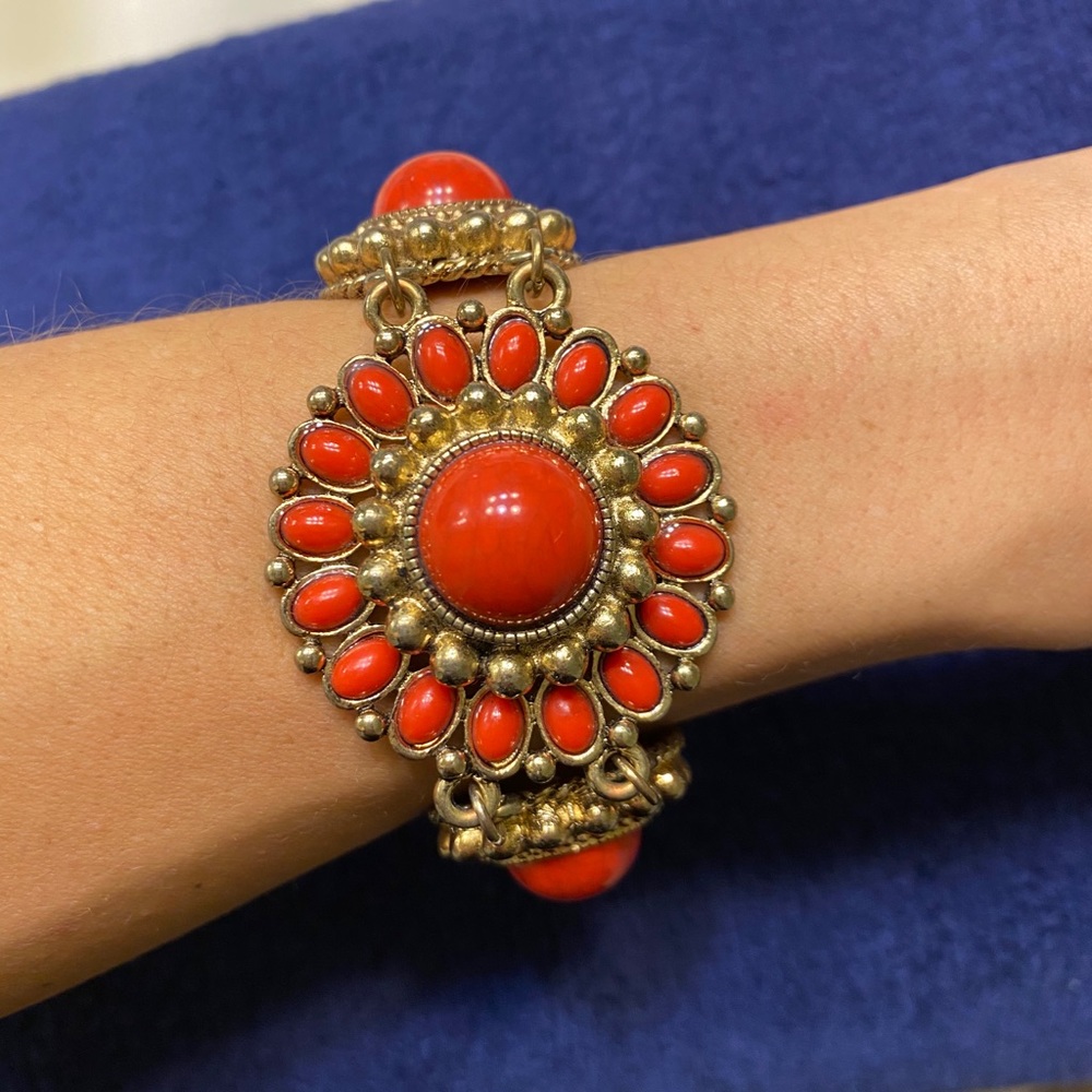 Statement bracelet
